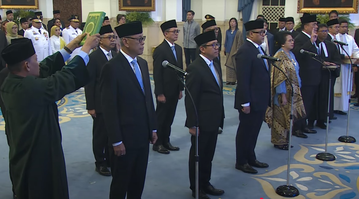 Prabowo Lantik 10 Duta Besar, 1 Wakil Dubes, Siapa Mereka?